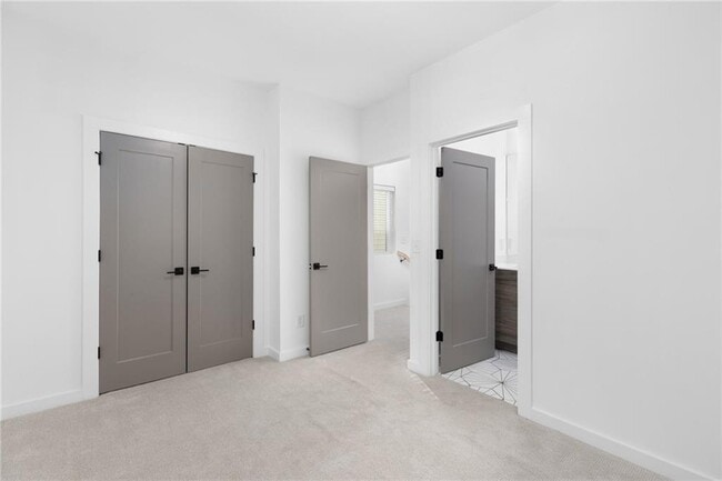 Building Photo - 1438 Walker Pl SE