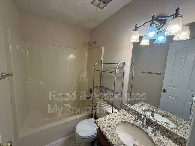 Building Photo - 126 Riverwalk Pl