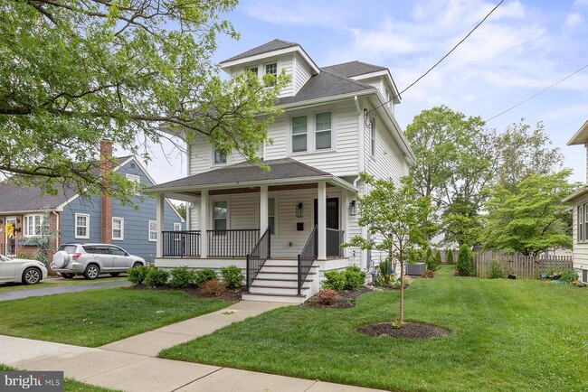 Primary Photo - 94 Geneva Ave