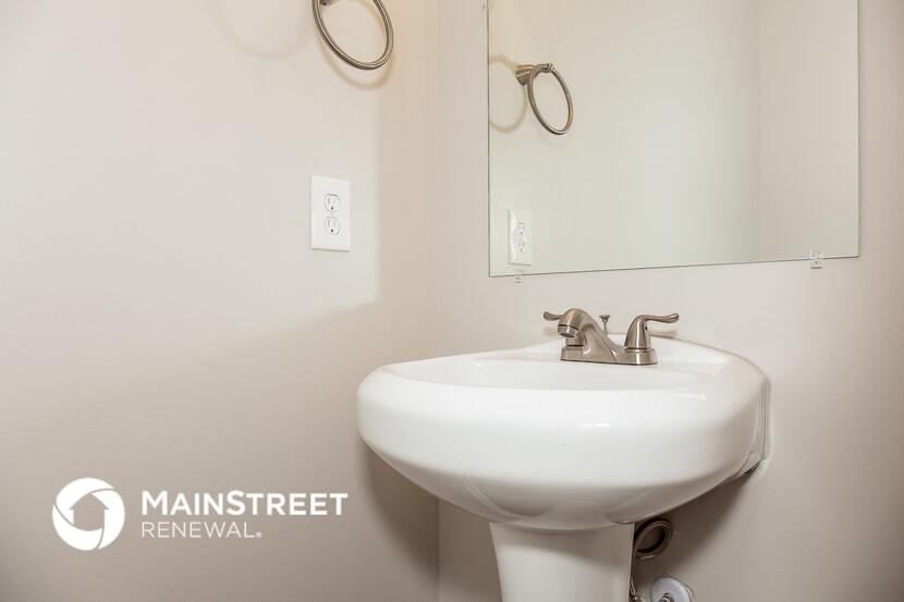 Building Photo - 5120 Stowe Derby Dr