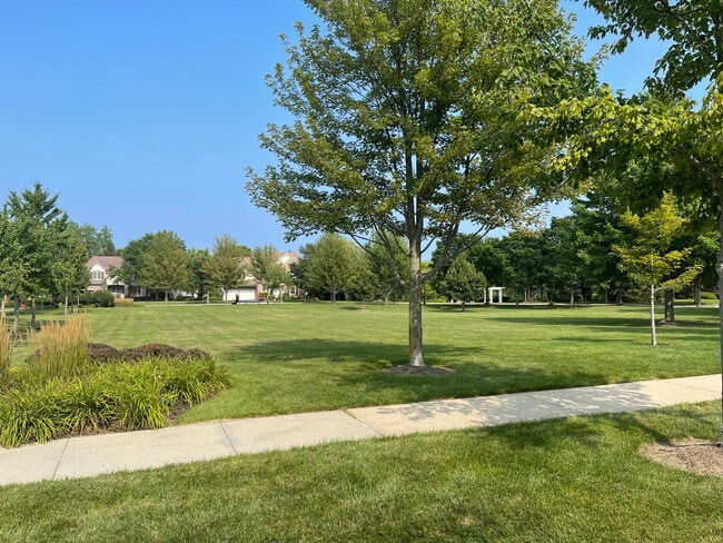 Building Photo - 2475 Waterbury Ln