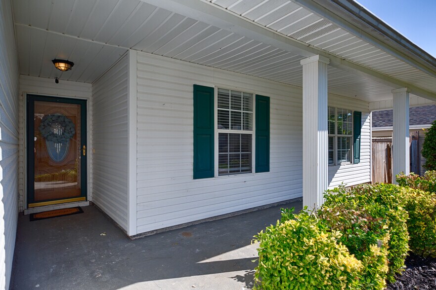 Building Photo - 275 Postwood Ct