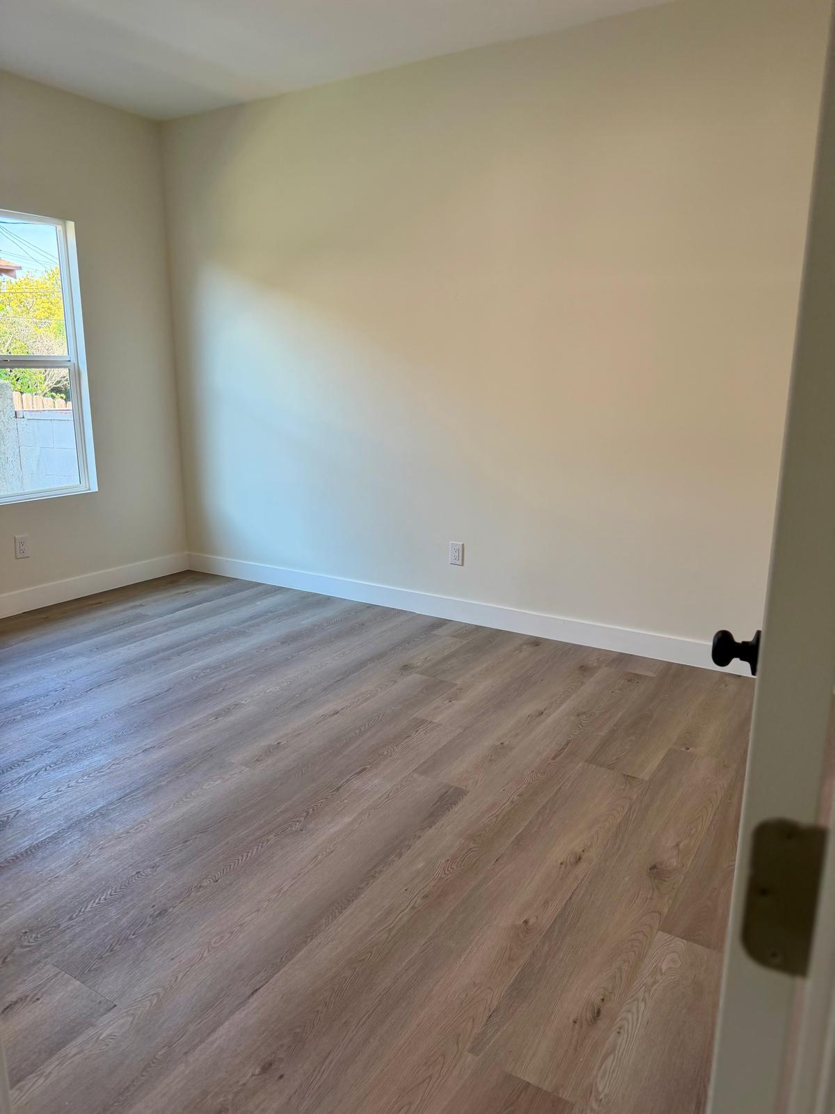 Building Photo - 151 E 47th St