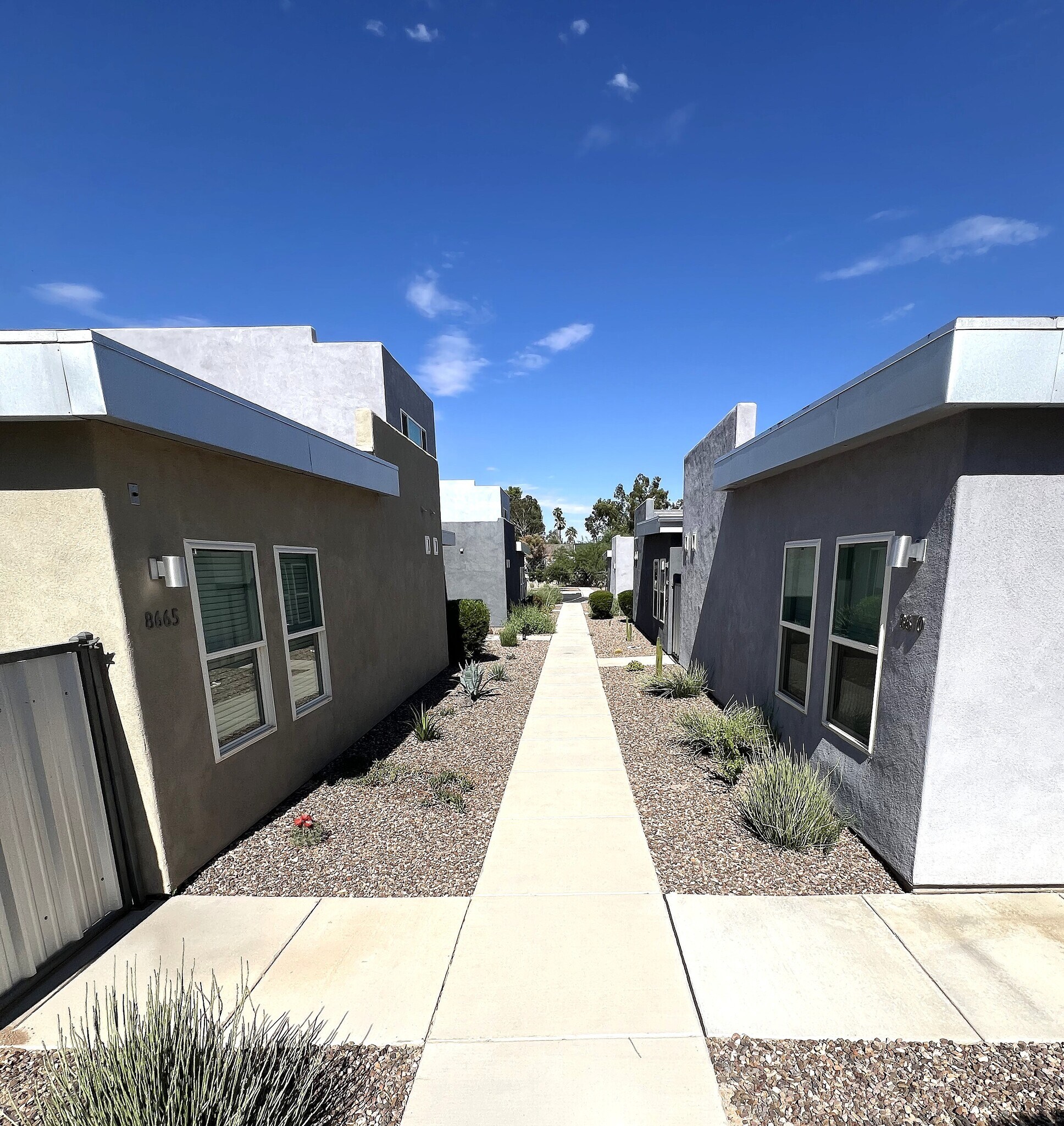 Front walk - 8665 E Ultra Dr