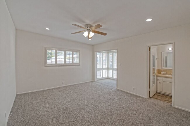 Building Photo - 3856 W 242nd St