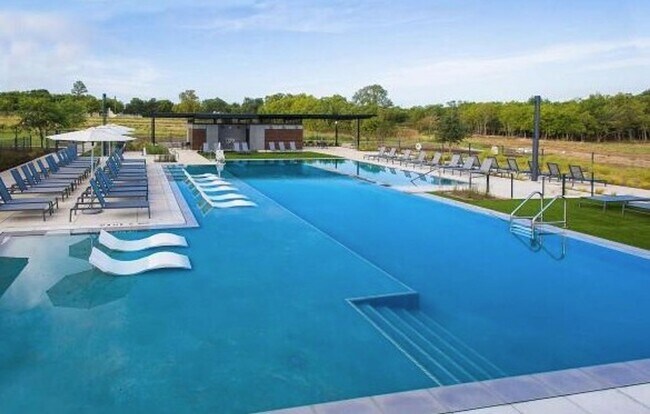 Building Photo - 7400 Travertine Spring Dr