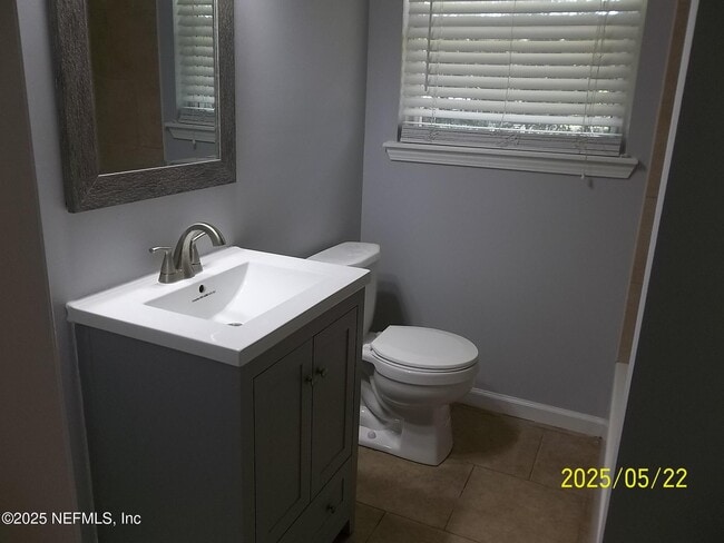 Building Photo - 7816 Delaroche Dr