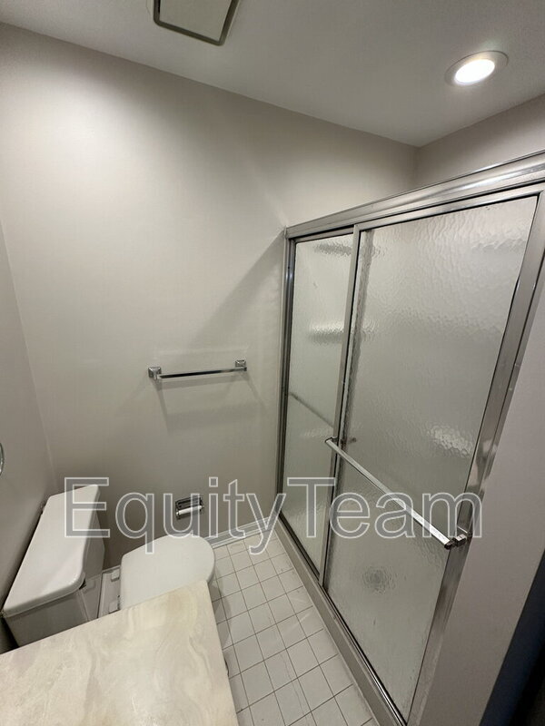 Building Photo - 9133 Dominion Cir