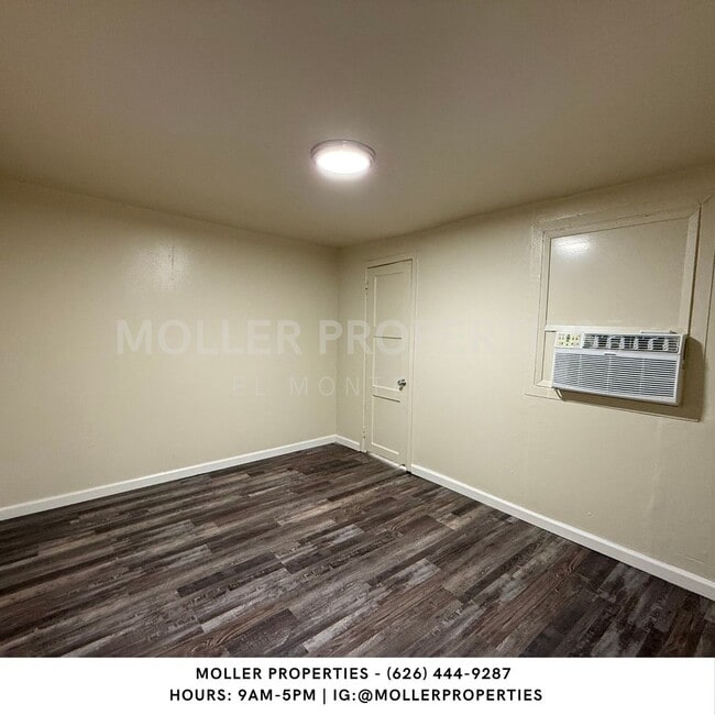 Building Photo - Magnolia 11900-11906