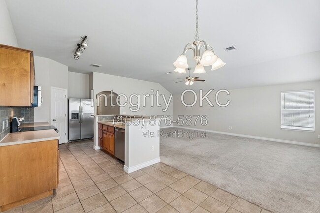 Building Photo - 2800 NW 184th St