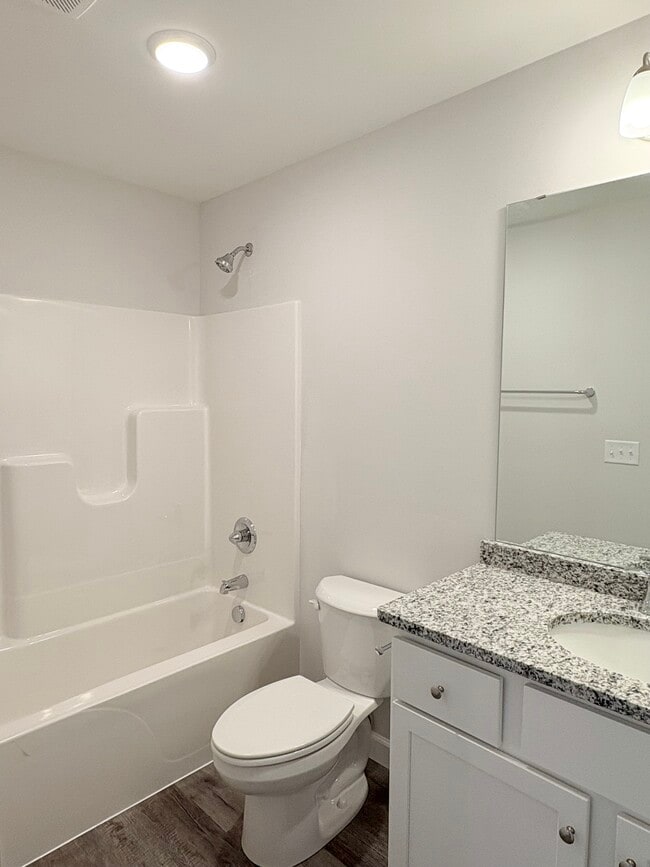 Building Photo - 932 Rodeo Ln