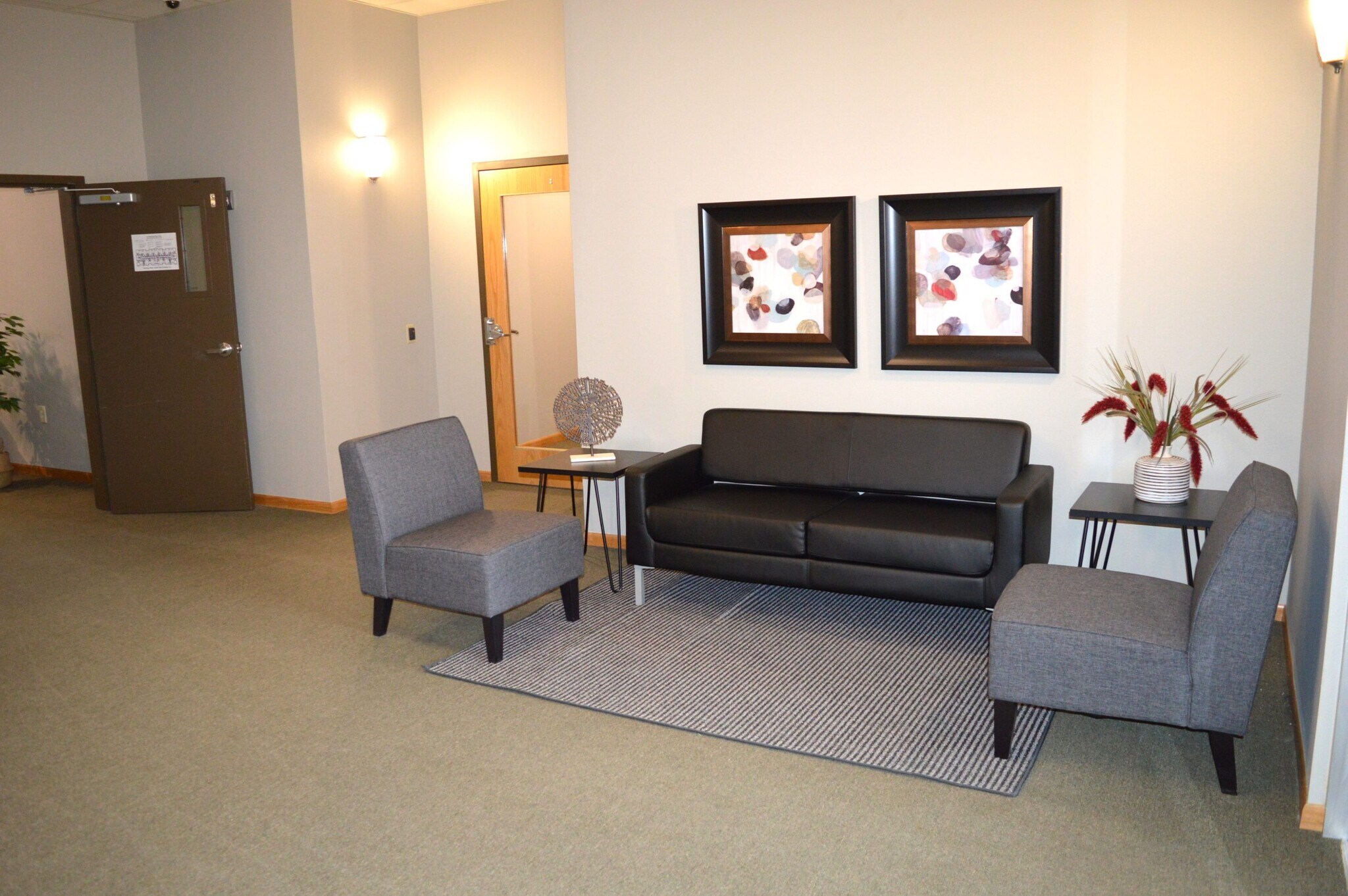 Building Photo - 8201 Mayo Dr