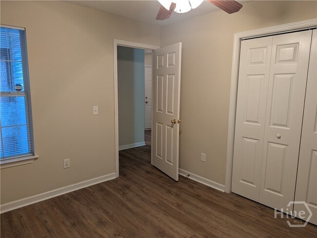 Building Photo - 130 Towne Pk Dr