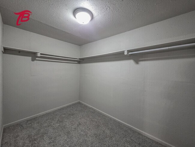 Building Photo - 1153 Windemere Ave