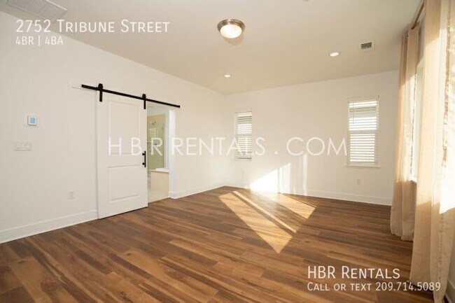 Building Photo - 2752 Tribune St