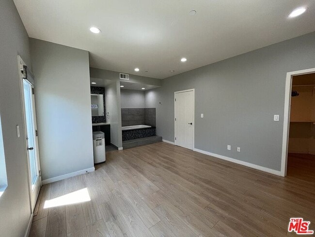 Building Photo - 636 N Rampart Blvd