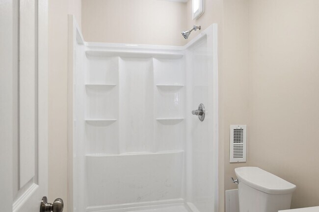 Building Photo - 1729-1729 Nevada St