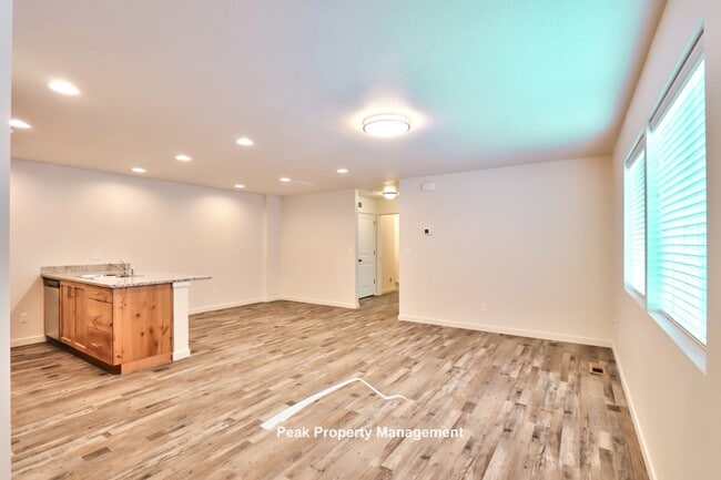 Building Photo - 76 S Drifter Loop