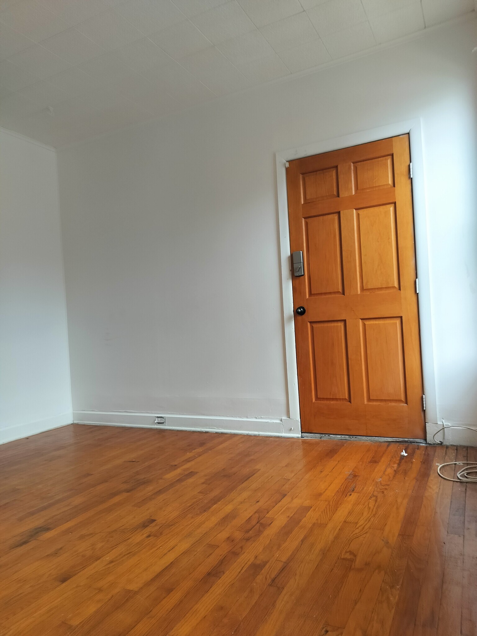Building Photo - 73 Rensselaer Ave