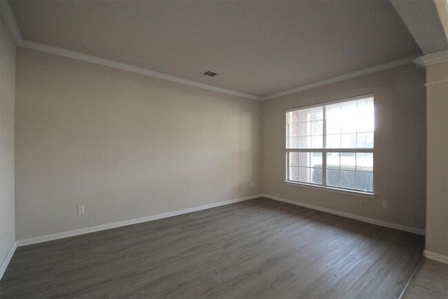 Building Photo - 11401 Barbrook Cove