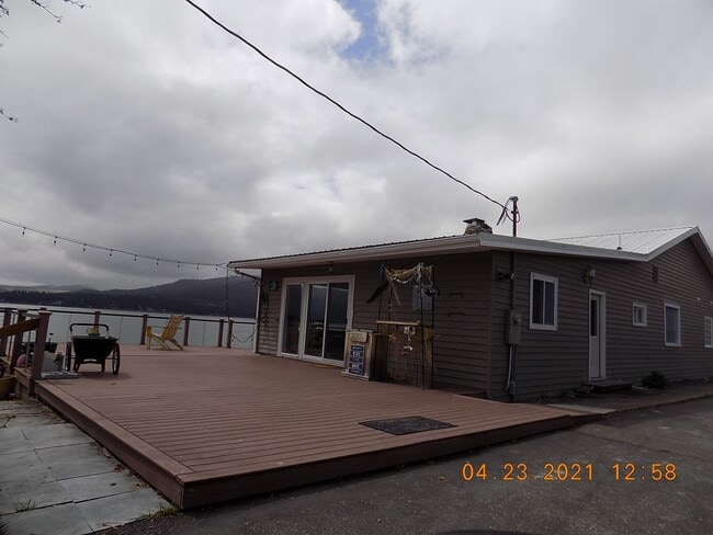 Building Photo - Lake Front Property with Orchard--Desired lease October 1st, 2026 thru May 31st 2027 (some flexib...