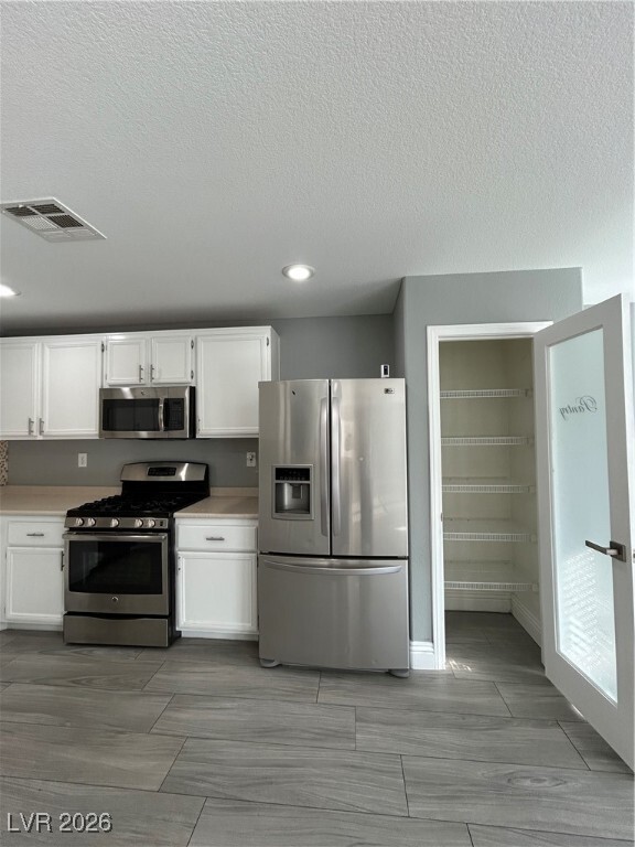 Building Photo - 2321 Cockatiel Dr