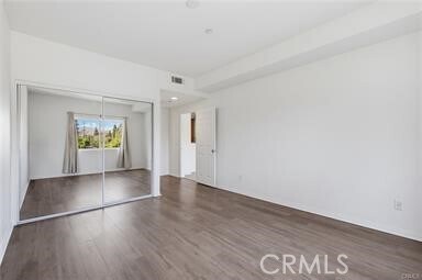 Building Photo - 9610 Zelzah Ave
