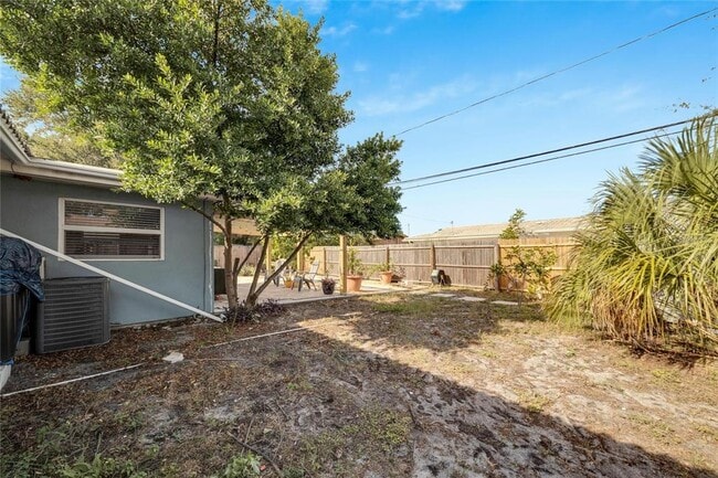 Building Photo - 2138 Timber Ln