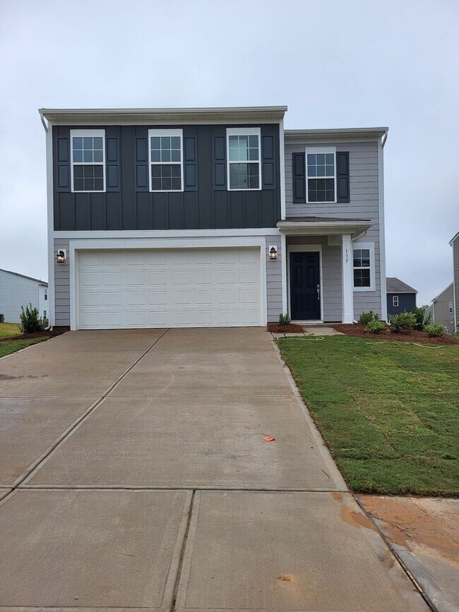 Primary Photo - Stunning 5BR/3BA Home located in Statesville