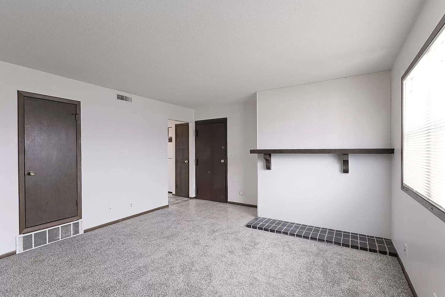 Building Photo - 4106 Baldwin Ave