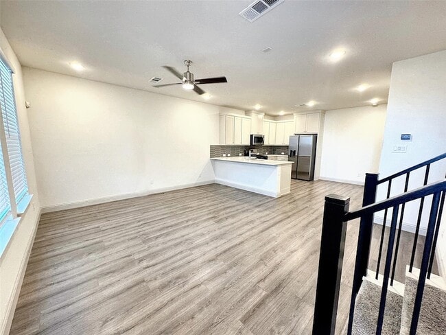 Building Photo - 4517 Bishop St