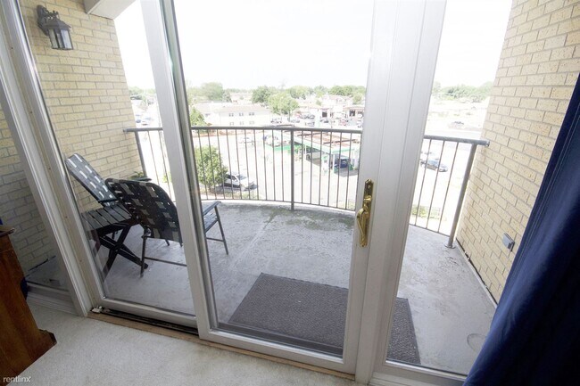 Building Photo - 2 br, 2 bath Condo - Tuscany Terrace