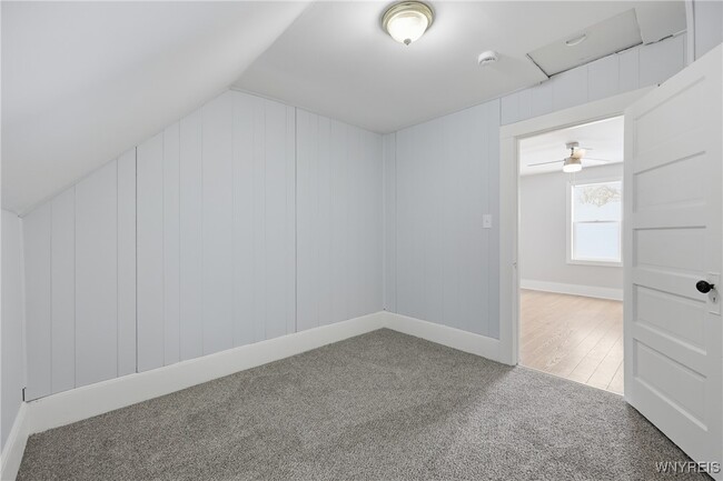 Building Photo - 26 Ganson St