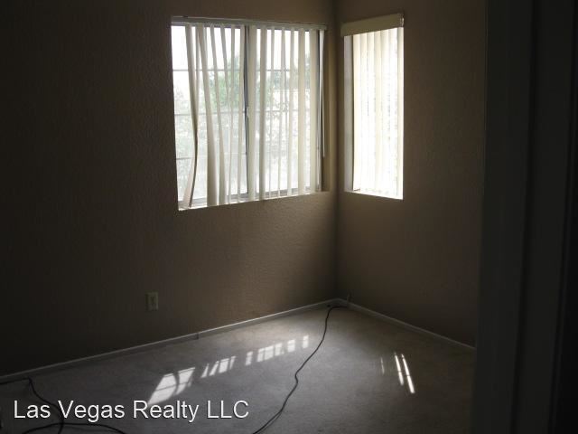 Building Photo - 3 br, 3 bath House - 3005 MARSH CT.