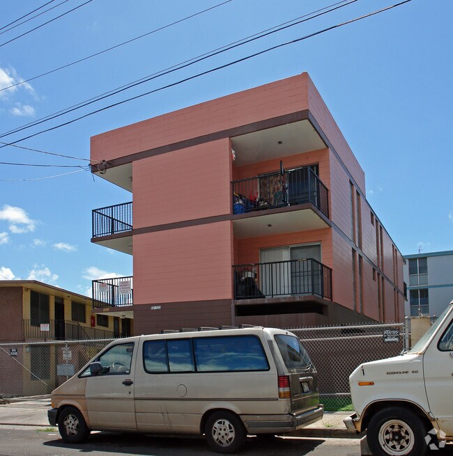 Building Photo - 94-122 Pupukahi St