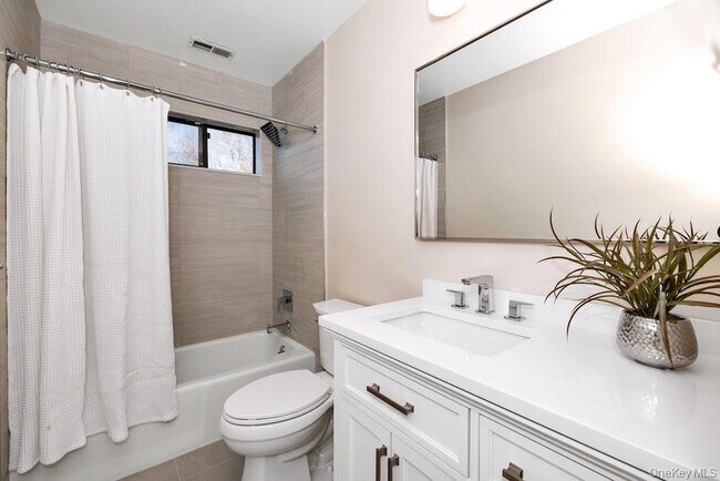 Building Photo - 103 Rambling Brook Rd