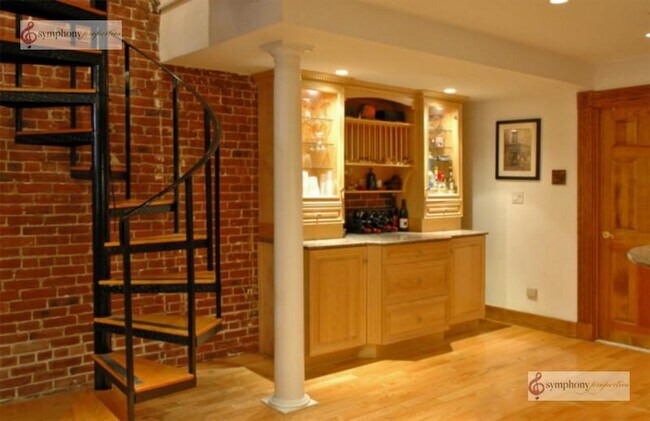 Building Photo - 9 Symphony Rd