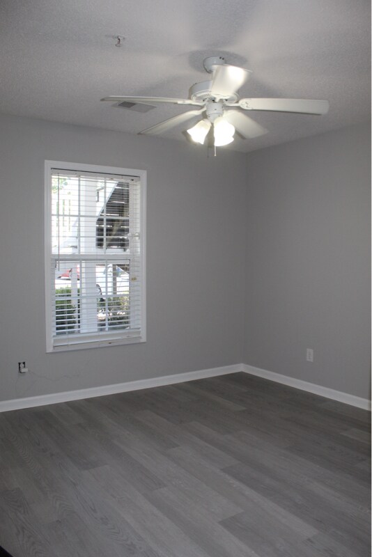 Building Photo - 217 Egret Run Ln
