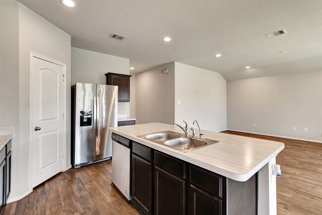 Building Photo - 5123 Cortland Pne Trl