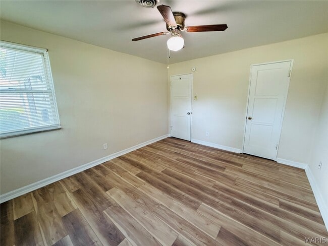 Building Photo - 544 Thurston Ave