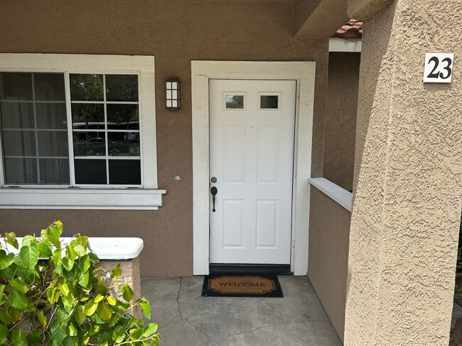 Building Photo - 23 Via Prado