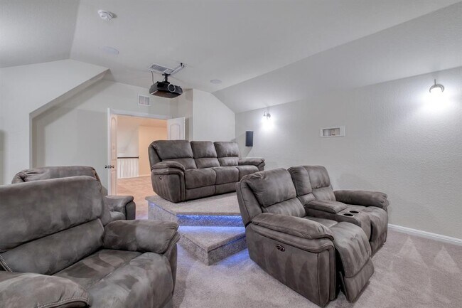 Building Photo - 17204 Calipatria Ln