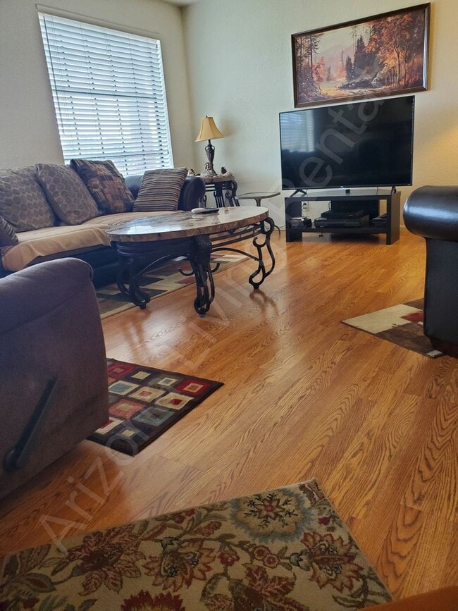 Building Photo - FURNISHED WITH POOL JANUARY - MARCH 2026