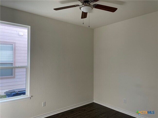 Building Photo - 2078 Wind Chime Wy