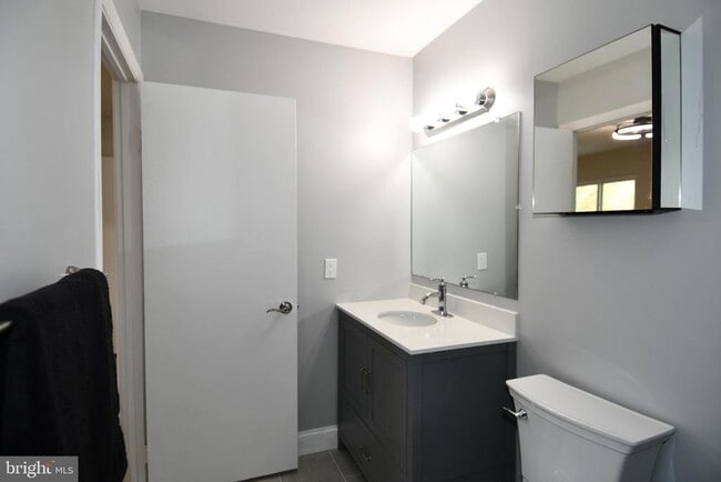 Building Photo - 15003 Candover Ct