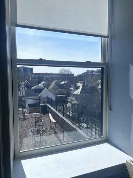 Kitchen Nook Window - 13 Chester St