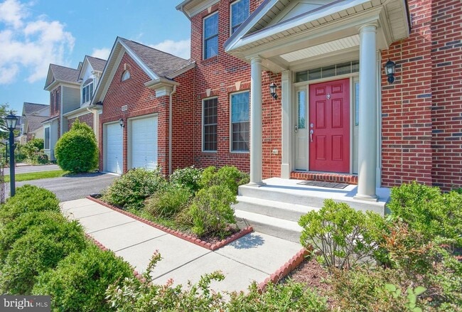 Building Photo - 13336 Redspire Dr