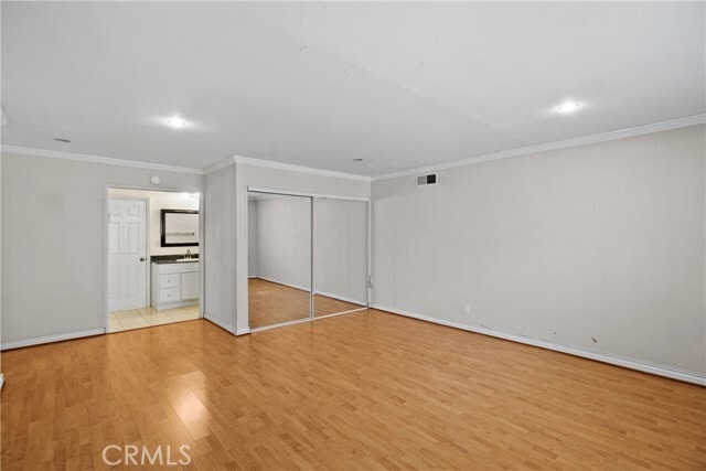 Building Photo - 18123 Delano St