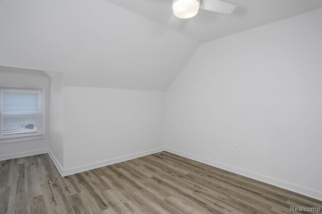 Building Photo - 799 E Grand Blvd