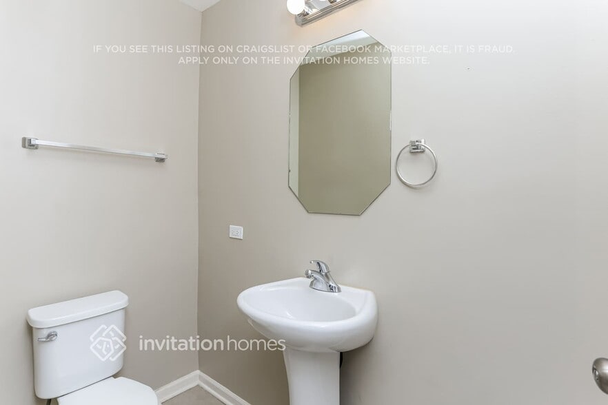 Building Photo - 1021 Marengo Ave